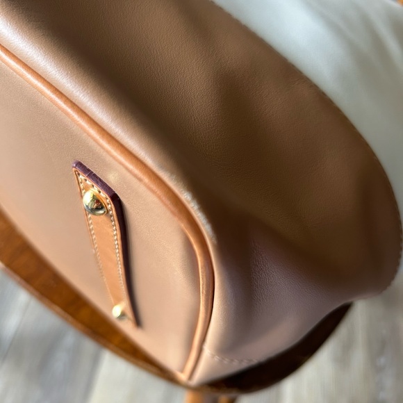 EUC Dooney & Bourke Smooth Leather Tobi Tote - Beige & Tan w/ Fuchsia Interior - Picture 7 of 16